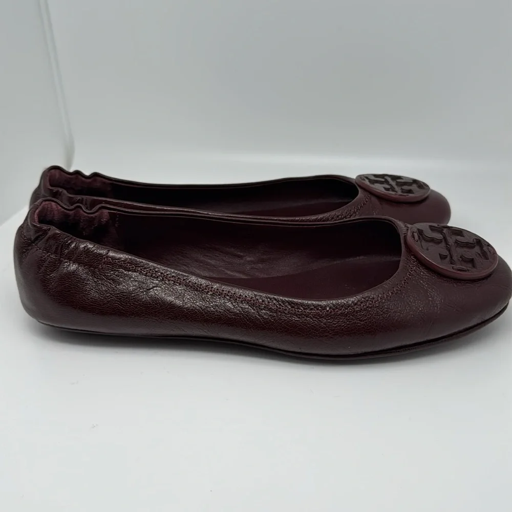 Tory Burch Minnie Travel Leather Plum Burgundy Ballet Flats Slip on Size 7 - NEW
